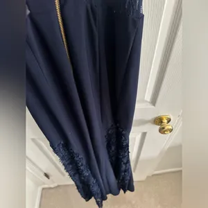 Betsy & Adam Lace-Inset formal maxi gown dress - navy blue size 2 thumbnail 9