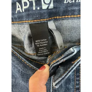 Apt. 9 Bermuda Shorts Size 14 Dark Wash Cuffed Distressed Denim thumbnail 4