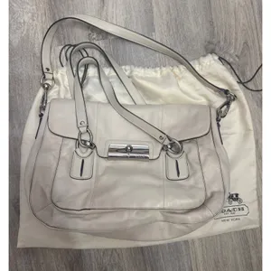 Coach‎ Kristin Off White Leather Flap Shoulder Bag Crossbody Silver Hardware thumbnail 1