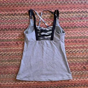 LULULEMON GREY STRAPPY BACK ATHLETIC TANK HIP LENGTH thumbnail 6