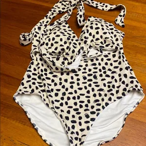 - Aerie Black and Cream One-Piece Swimsuit thumbnail 1