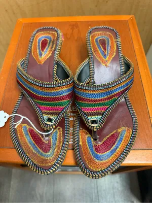 Boho Multicolor Woven Thong Sandals Embellished Low Heel Size : 9 thumbnail 2