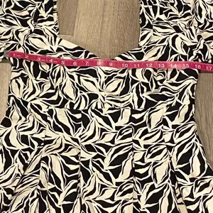 A new day Elegant Black and White Leaf Print maxi Dress size 4 thumbnail 9