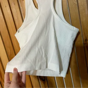 Lululemon Ebb to Street Racerback Crop Top White Size 4 Yoga Workout Gym thumbnail 7