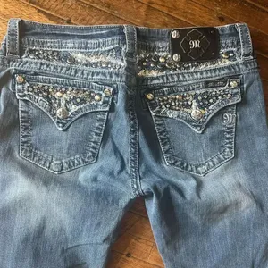 Miss Me western bling embroidered sequined distressed 30 boot jeans thumbnail 2