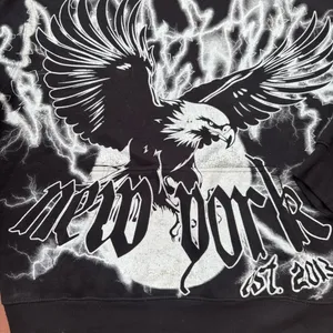 Boohoo BoohooMAN men’s graphic eagle lightening cropped boxy hoodie size M thumbnail 2