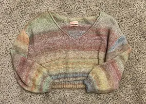 Urban Outfitters Cropped sweater thumbnail 1