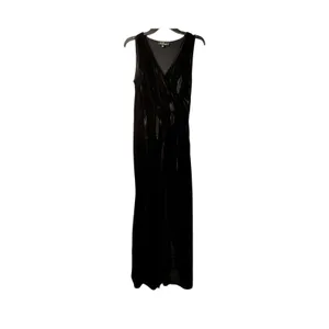Lulus Maxi Dress Womens Size M Black Velvet Sleeveless Front Slit Sexy Formal thumbnail 4