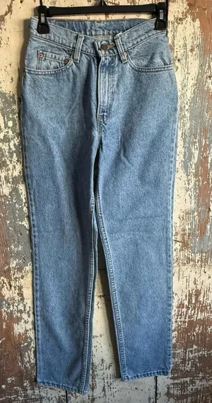 Vintage Levi's Women's jeans size 3M thumbnail 1