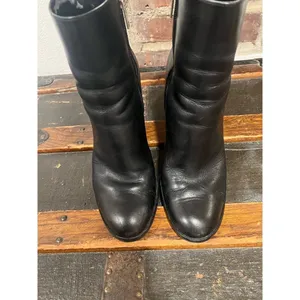 Marc Fisher Black Leather Round Toe Block Heel Ankle Boots Size 9 thumbnail 6