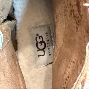 UGG Volta Ankle Brown Suede Booties Size 7 thumbnail 10