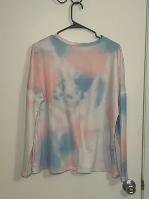 Pink and Blue Sweatshirt Size XL thumbnail 2