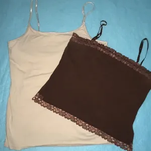 𝅺Tank top lot of 2 spaghetti strap built in bra stretchy dark brown tan size XL thumbnail 1