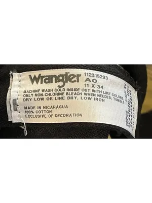 Wrangler Cowboy Cut Jeans Natural Rise Slim Fit Tapered Legs Size 11 x 34 Tall thumbnail 5