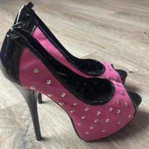 Fredrick’s of Hollywood Sexy Y/K Vintage Stiletto Heels thumbnail 9