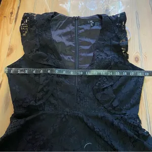 Lulus Molinetto Black Lace Ruffled Tiered Sleeveless Maxi Dress thumbnail 3