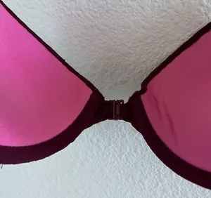 Victoria's Secret PINK Maroon Front Clasp Push-Up Strappy Back Bra 32C thumbnail 4