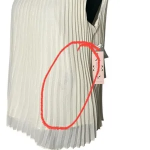 Nanette Lepore Pleated Mock Neck Blouse Ivory Sleeveless Top Womens M Read thumbnail 5