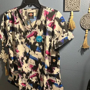 Dickies Multicolor Abstract Scrub Top Sz Large. NWT thumbnail 12