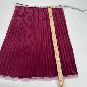 VTG Old Navy Skirt Womens S Berry Velvet Low Waist Pleats Lace thumbnail 2