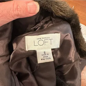 LOFT Faux Fur Vest Sz S Full Zip Brown Ann Taylor Loft thumbnail 8