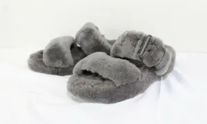 ladies UGG sandals size 7 clean thumbnail 7