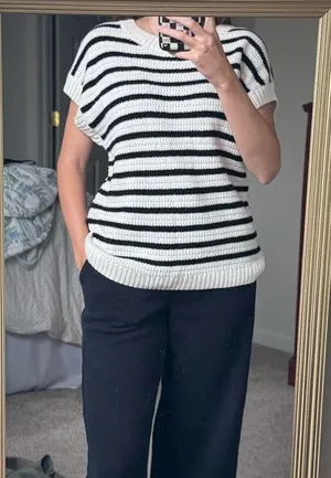 Short sleeve sweater Multiple thumbnail 5