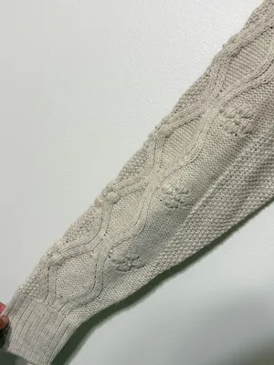 NWT AE Snow Stopper Sweater Size Large Cream Cable Knit Chunky NEW beads thumbnail 5