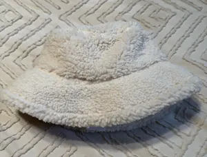 Abercrombie sherling bucket hat thumbnail 1