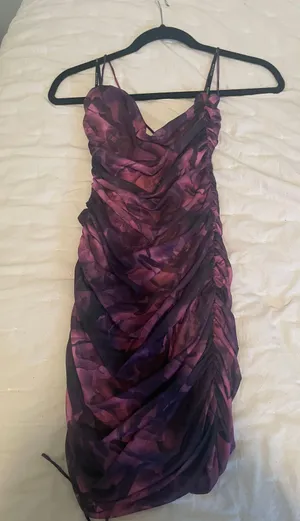 Dress thumbnail 2