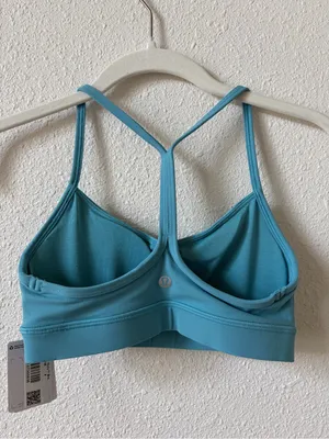 Lululemon Flow Y Bra Nulu Light Support A–C Cups Washed Blue Size 4 Sporty Yoga thumbnail 2