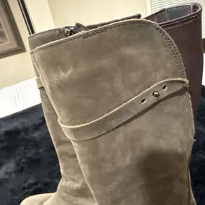 Eddie Bauer Women's Wedge Boots In Dark Olive Green SZ 8.5 thumbnail 3