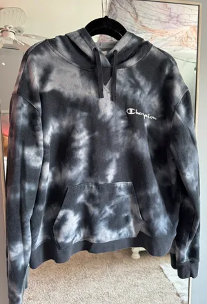 Sweatshirt thumbnail 1