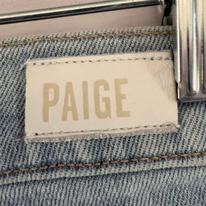 PAIGE Maternity Wide Leg Raw Hem Light Wash Denim Jeans Blue thumbnail 10