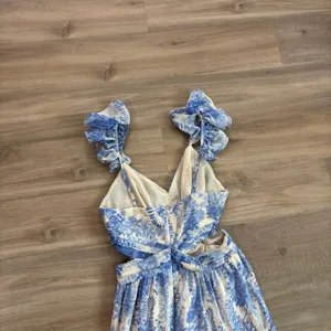 ASTR the Label Fritillaria Maxi Dress Women Size XS Blue Floral thumbnail 8