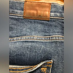 Madewell Mom jeans distressed size 36 waist measures 40 Blue Denim‎ women’s thumbnail 2
