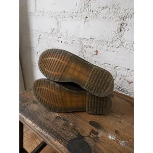 Dr. Martens 2976 Chelsea Boots Taupe Leather Gore Elastic Sz 5 thumbnail 2