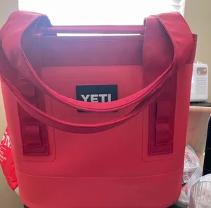 Red yeti Camino bag size 20 thumbnail 1