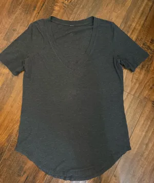Lululemon Small Women’s Dark Charcoal V-Neck Tee thumbnail 1