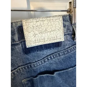 One‎ Teaspoon High Waist Legend Distressed Denim Mom Jeans Shorts Frayed Relaxed thumbnail 6