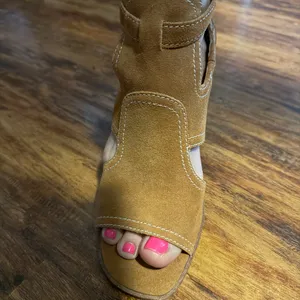 Lucky Brand Tan Suede Wedges thumbnail 5