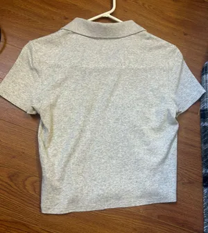 American Eagle Outfitters Cropped Shirt thumbnail 2
