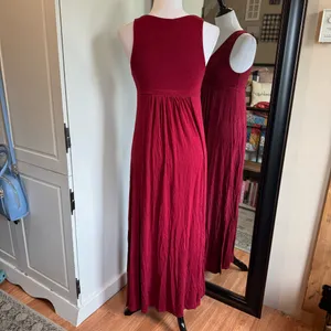 Matty M Small Red Maxi Dress thumbnail 3