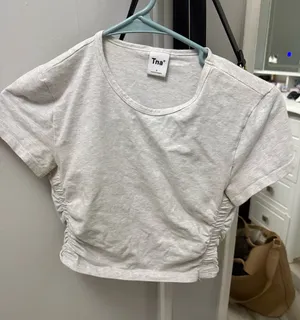 Aritzia TNA Top Crop thumbnail 1