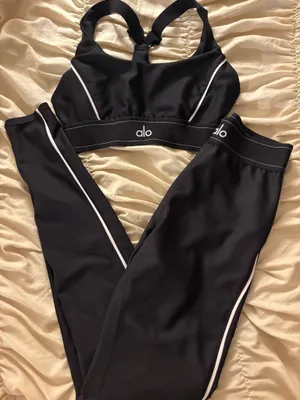 Alo athletic set  thumbnail 1