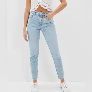 AMERICAN EAGLE Women’s AE Strigid Mom Jean in Blue Breeze Wash Denim Size 4L thumbnail 2