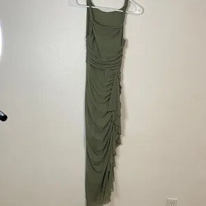 Elegant Asymmetrical Green Dress Saints & Secrets Size XS thumbnail 2
