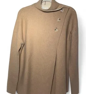 Adrienne Vittadini luxury cashmere shawl sweater in size M. thumbnail 1