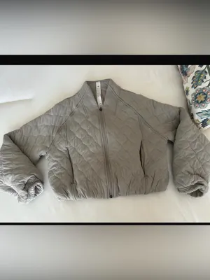 lululemon athletica Light Gray Quilted Zip Jacket thumbnail 4