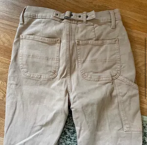Old Navy Size 4 Pink High Rise Jeans thumbnail 5